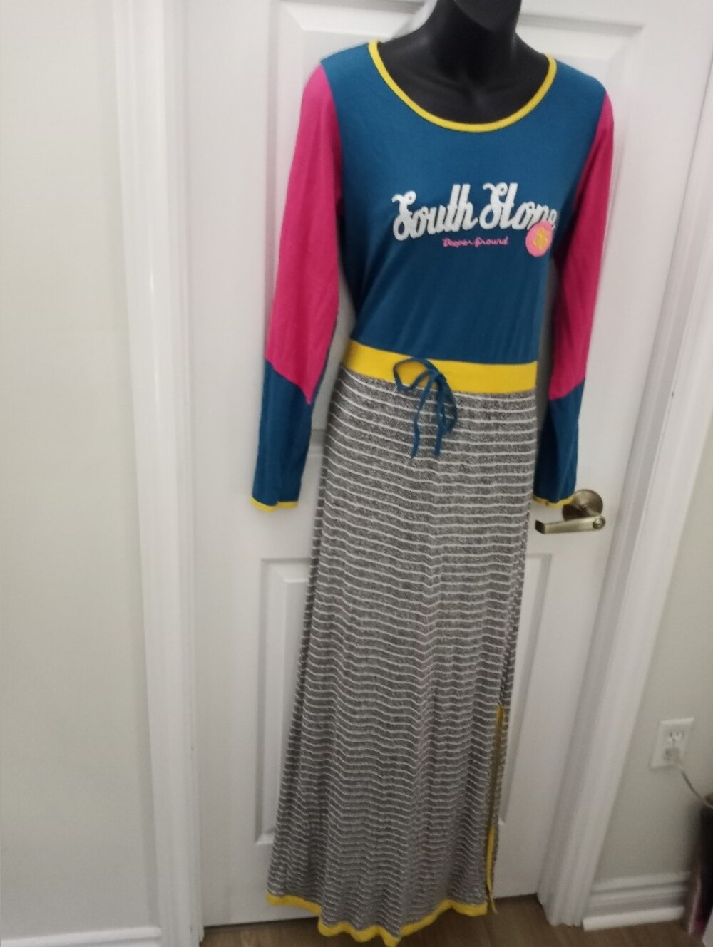 TEKNUR SOUTH STONE Colorblock Maxi Dress